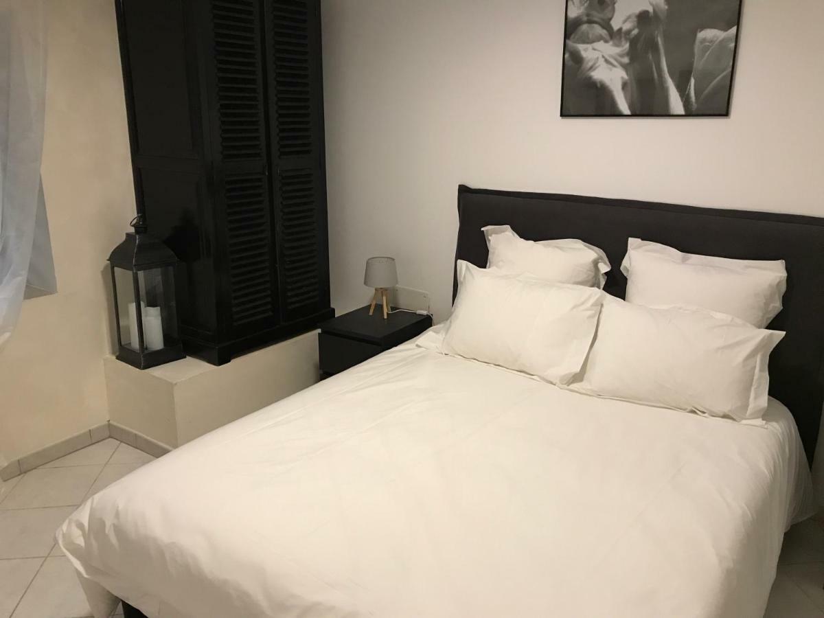 Appartements Νιμ Εξωτερικό φωτογραφία